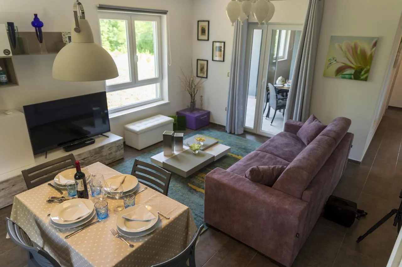 Luxury Villa Cetiri Hrasta Pican Croatia